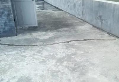 乳源楼顶漏水维修公司分享下如何解决卫生间隐蔽部位漏水的问题?